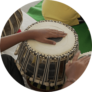 Music &</br> Dance Club